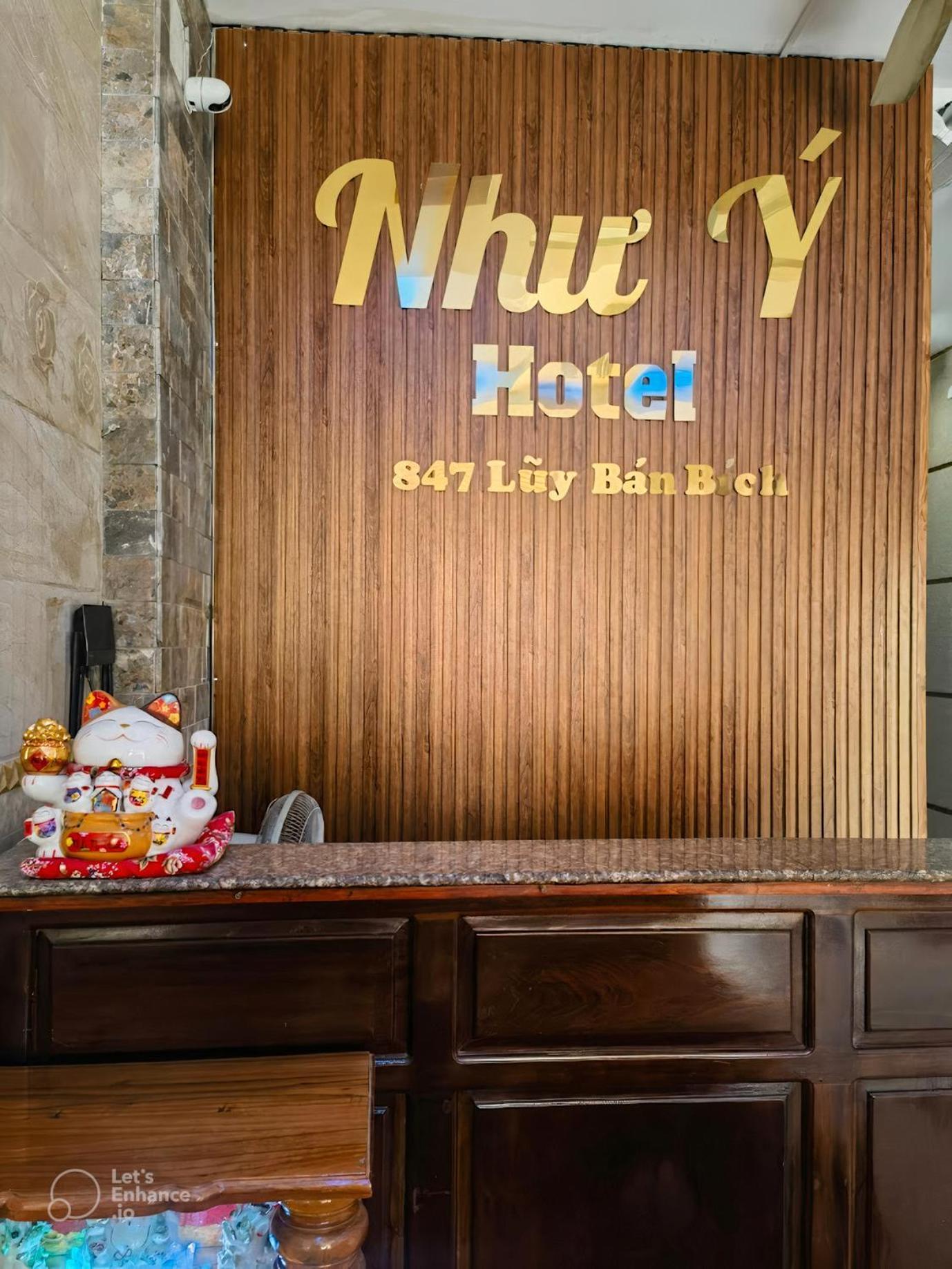 Hotel Khach San Nhu Y