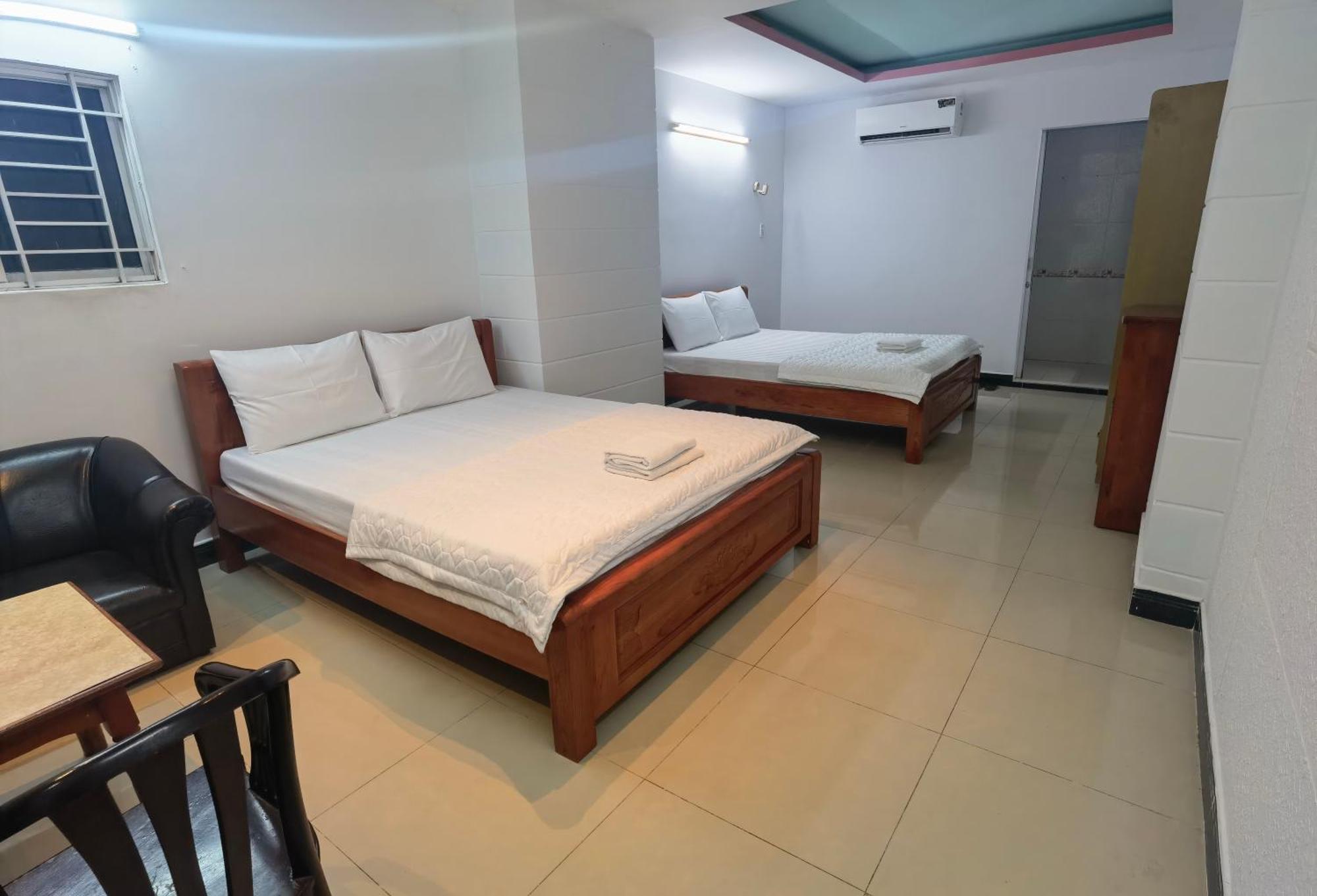 Hotel Khach San Nhu Y *